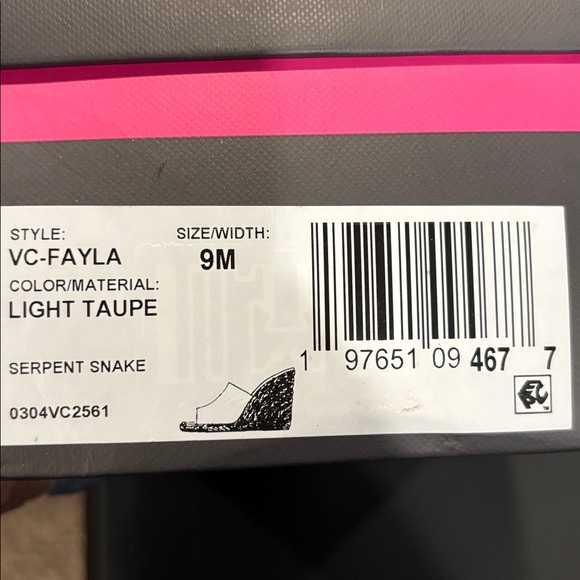 Vince Camuto Tan Snake Print Wedge Sandals - Picture 7 of 7